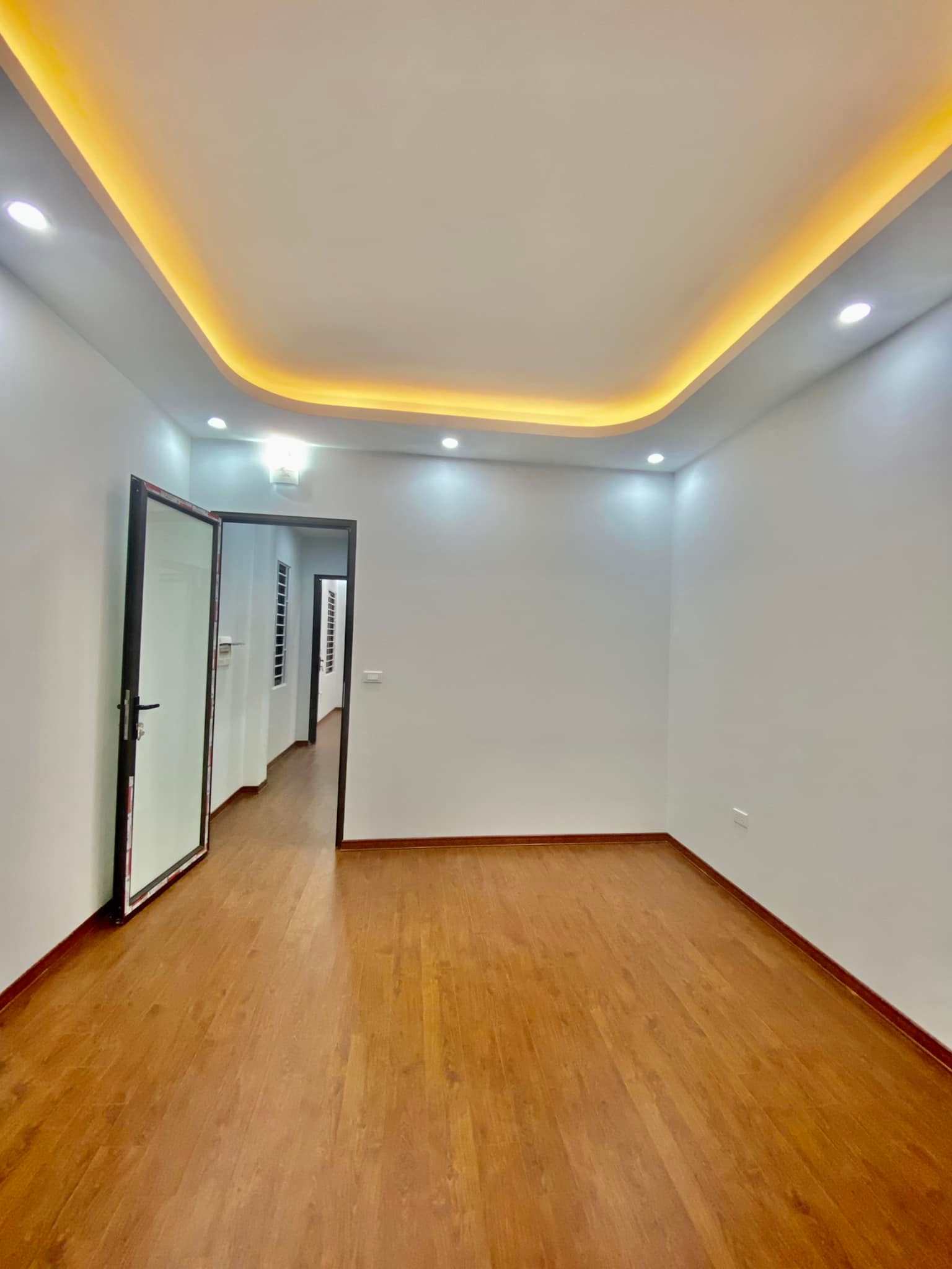 BÁN NHÀ 4 TẦNG XÂY MỚI ĐAN PHƯỢNG – DIỆN TÍCH 48M² – GẦN ĐƯỜNG TÂY THĂNG LONG – GIÁ NHỈNH 5 TỶ 3