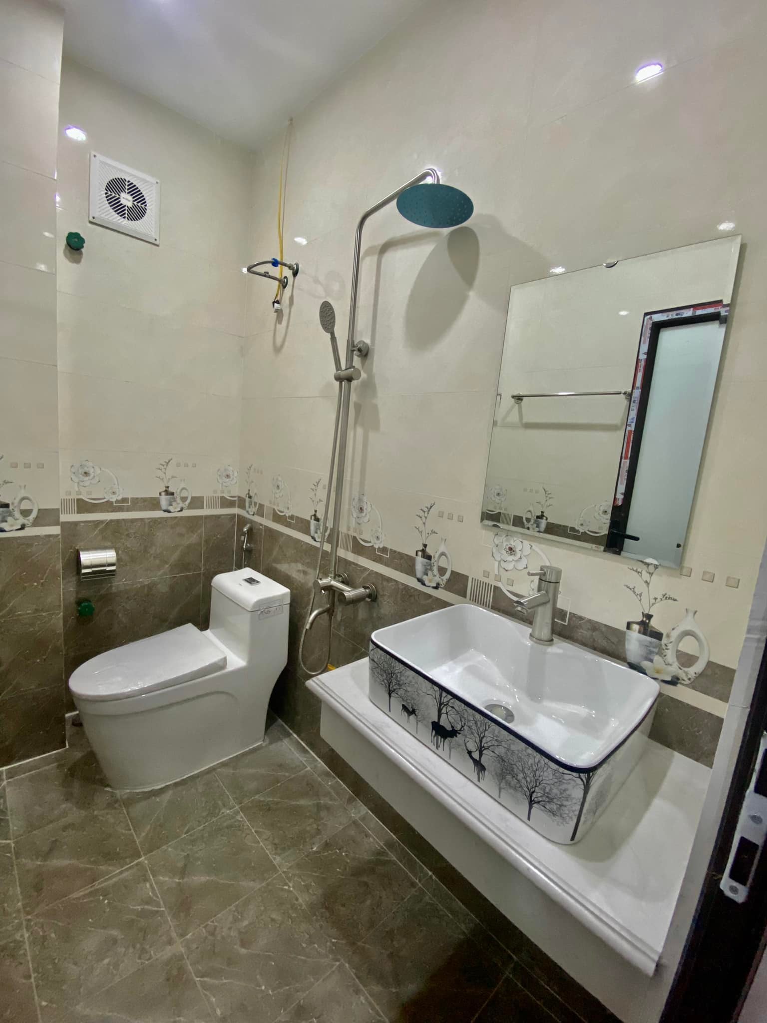 BÁN NHÀ 4 TẦNG XÂY MỚI ĐAN PHƯỢNG – DIỆN TÍCH 48M² – GẦN ĐƯỜNG TÂY THĂNG LONG – GIÁ NHỈNH 5 TỶ 4