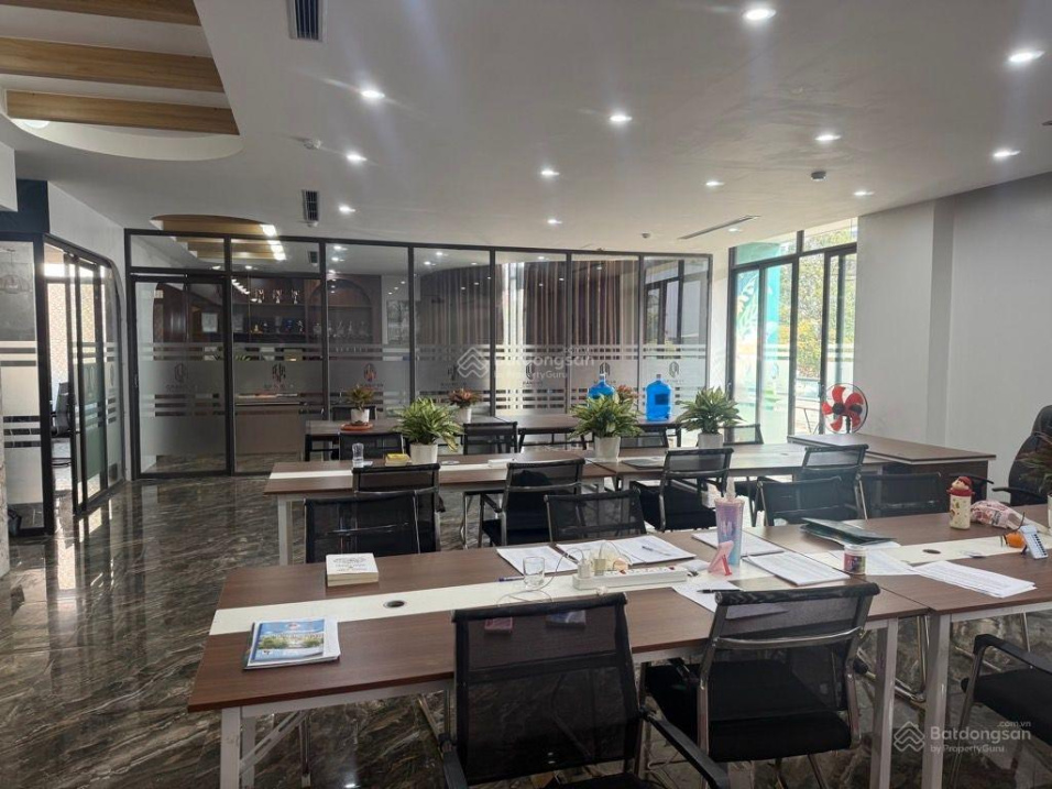 Bán nhà phố Hoàng Ngân - 90m2 6 tầng - Thang máy Full nội thất đẹp - Kinh doanh đông đúc 4