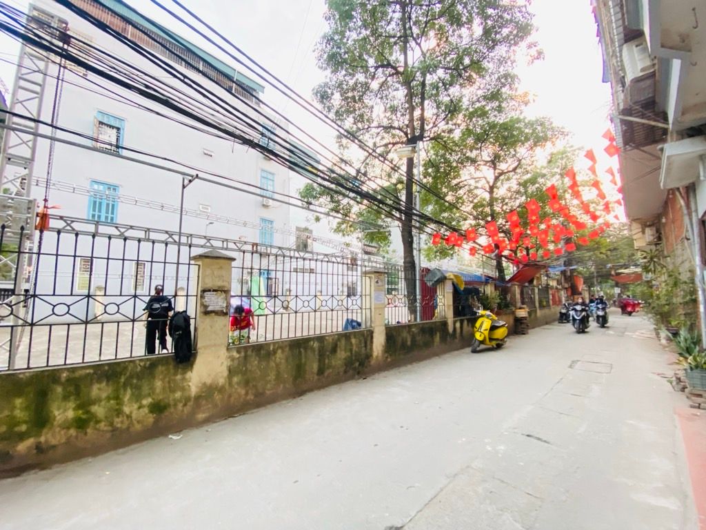 CĂN GÓC 5 TẦNG KĐT ĐẠI KIM, XÂY MỚI GẦN Ô TÔ 2 THOÁNG, 37M2 MT 3.3M NHỈNH 10 TỶ