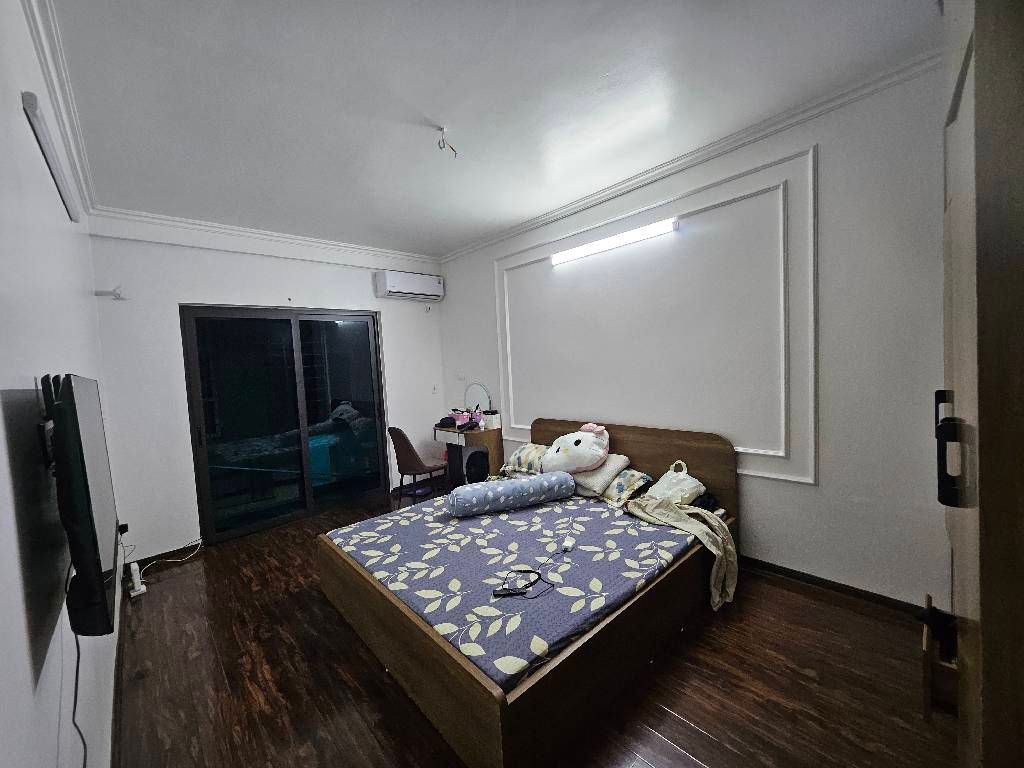 BÁN NHÀ PHỐ TÂN MAI QUẬN HOÀNG MAI, NHÀ ĐẸP CHỈ VIỆC VỀ Ở 32M2 5 TẦNG 7.5 TỶ 2