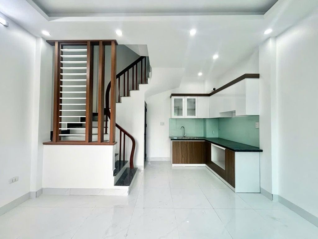 BÁN NHÀ 5 TẦNG XÂY MỚI HOÀNG LIÊN – THƯỢNG CÁT,BẮC TỪ LIÊM GIÁ HƠN 5 TỶ