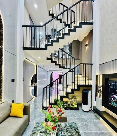 4 tầng 42m2 có 6 tỏi x Lê Hoàng Phái Phường 17 Gò Vấp TP. Hồ Chí Minh. 3