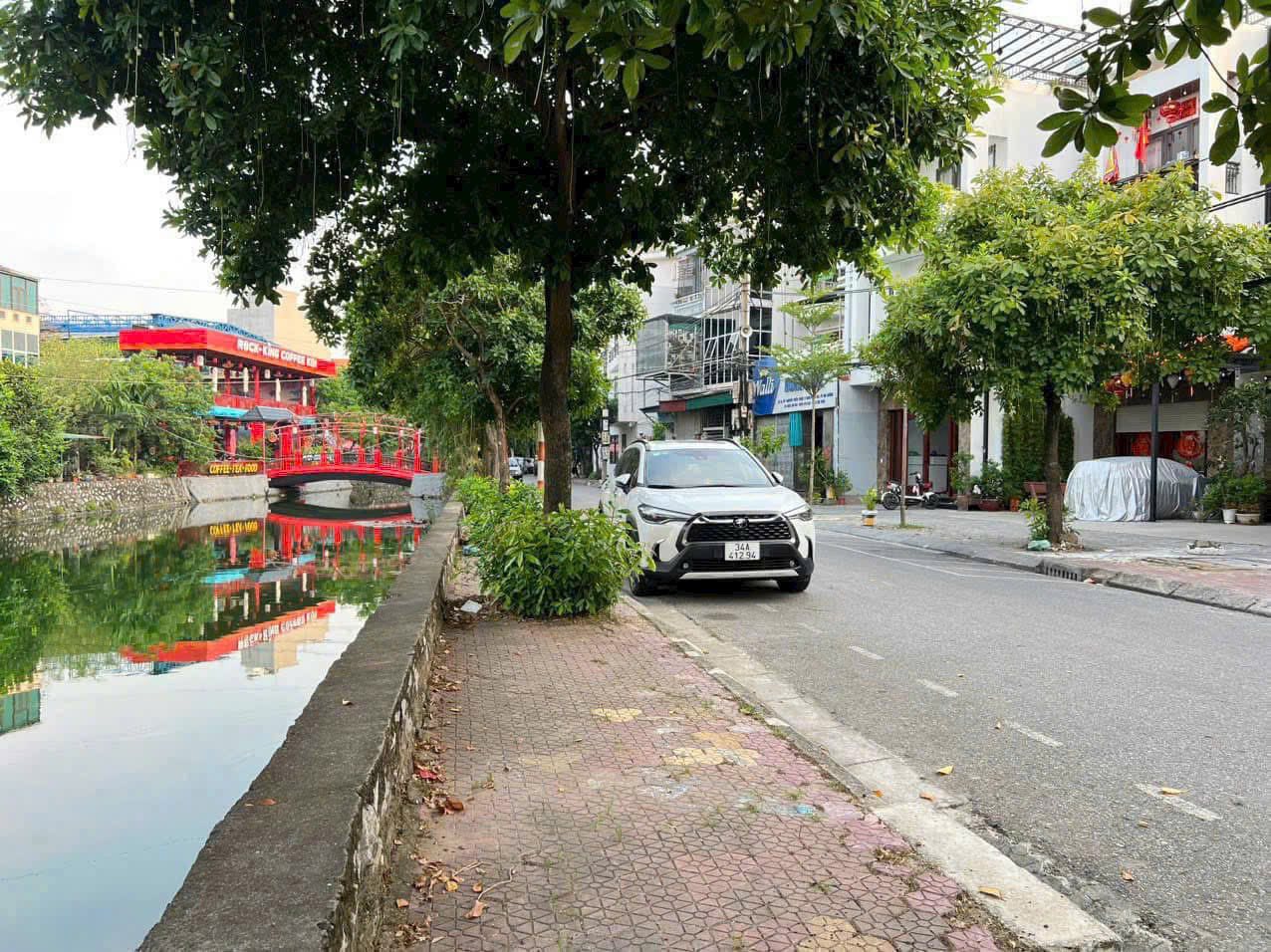 Bán lô đất mặt phố Nguyễn Thiện Thuật, phường Trần Hưng Đạo, TP HD, 141.5m2, mt 6.6m 4