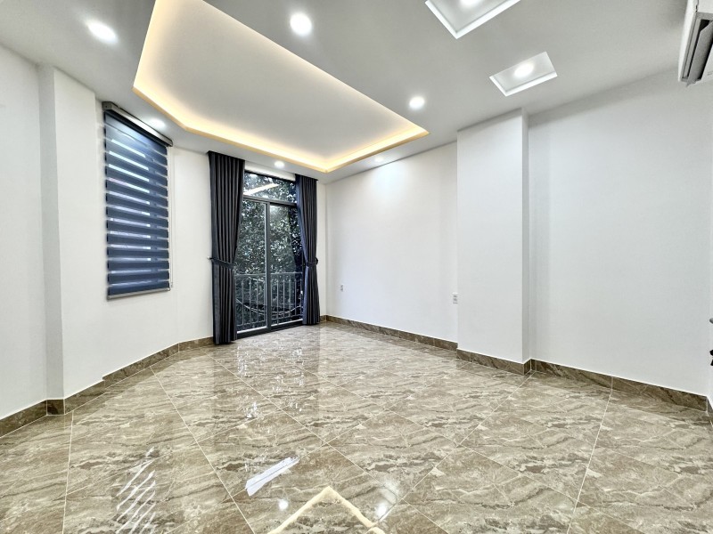 ‼Lê Quang Định – Xe hơi vào nhà – 4 tầng nở hậu - lô góc xây mới 3