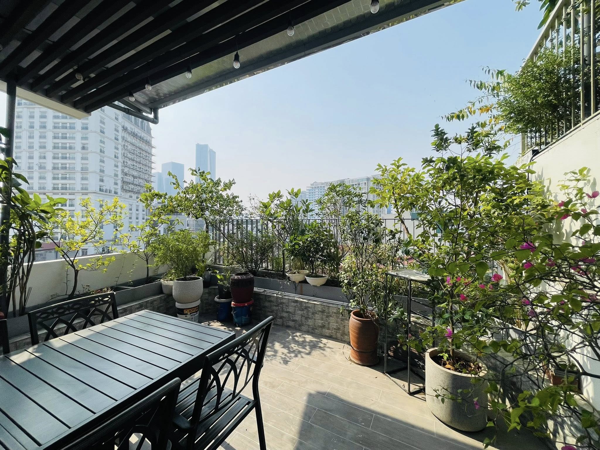 Bán Nhà Mặt Ngõ Phố Đội Cấn,Liễu Giai. 8 Tầng Thang Máy  63m2. Mặt Tiền 5.5 m. Giá 36,5 Tỷ 3