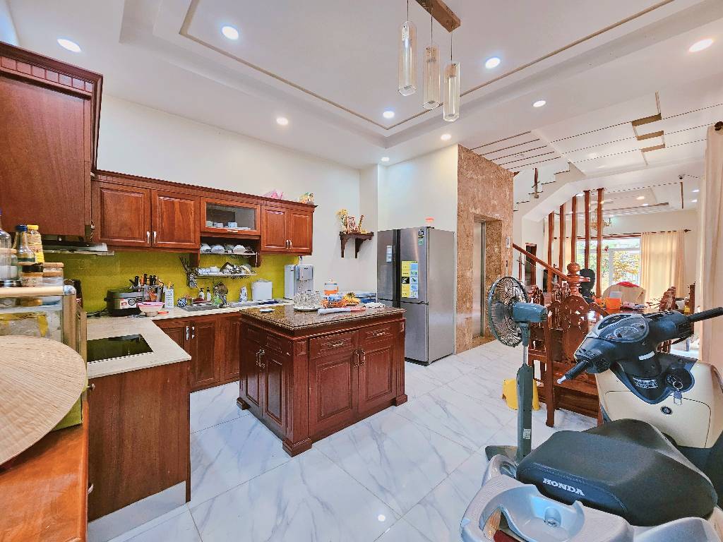 23.9 TỶ TL – HẠ MẠNH 1.3 TỶ  BIỆT THỰ LÔ GÓC KDC GIA HÒA – NHẤT KHU 2