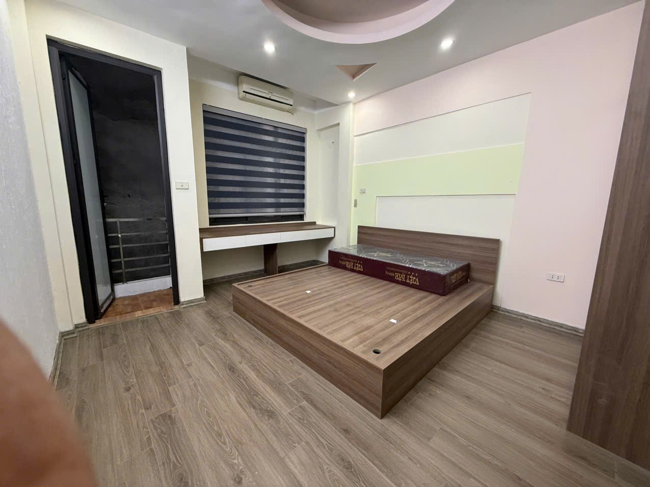 KHÓ TIN QUÁNhà 5 tầng Quan Nhân mt4m vuông vắn – ngõ nông, gần phố, ở cực ổn 3