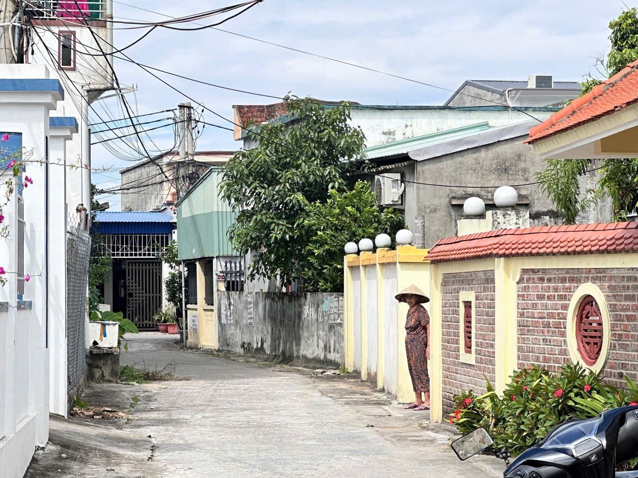 Bán lô đất trung tâm Xuân La Thanh Sơn 63,8m² – mặt tiền rộng hiếm, ngõ thông, giá 1.2x tỷ  ZALO 3