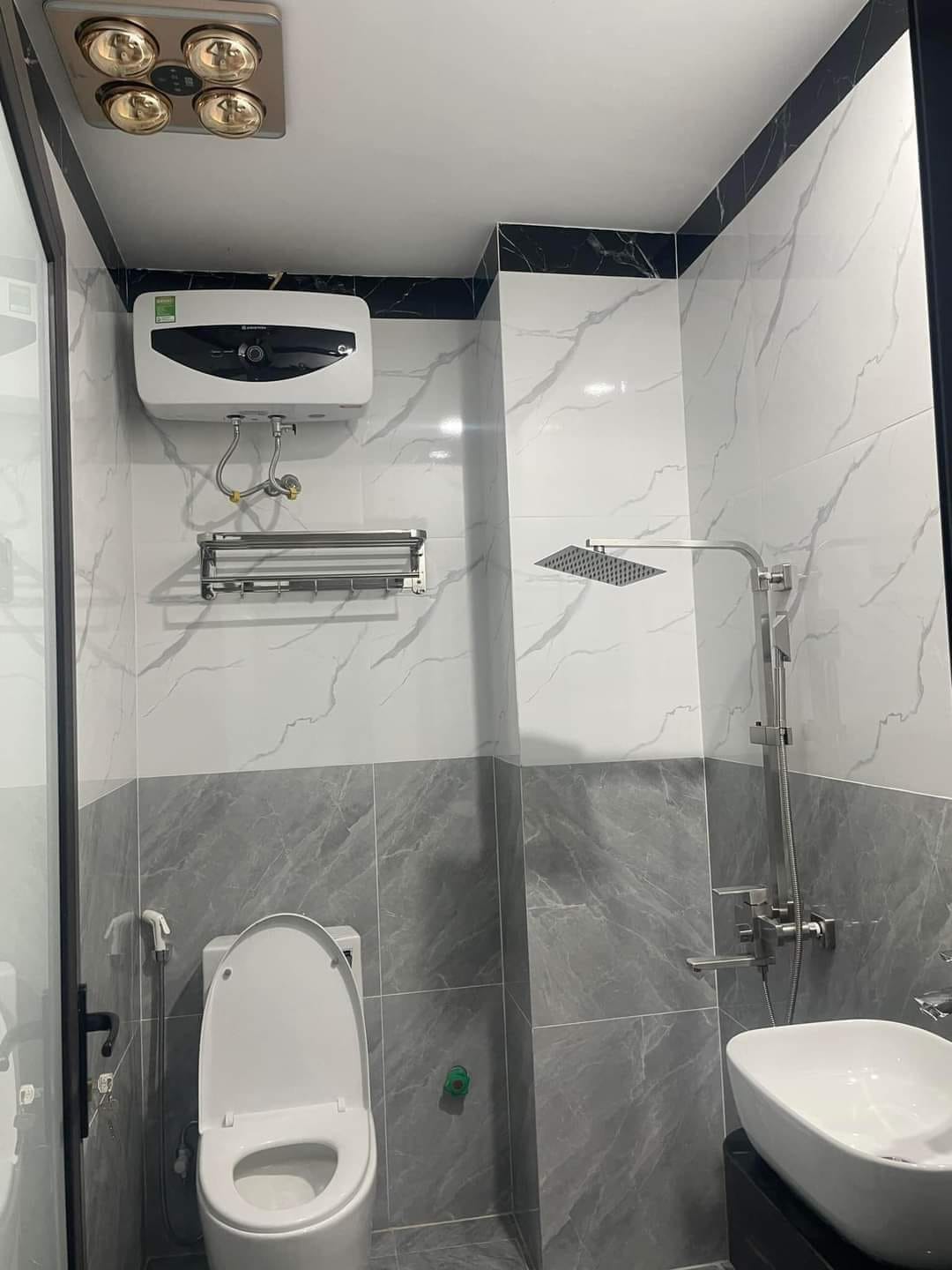 BÁN NHÀ RIÊNG LÔ GÓC 5 TẦNG – Ô TÔ VÀO NHÀ – THỊ TRẤN PHÙNG, ĐAN PHƯỢNG – NHỈNH 5 TỶ 3