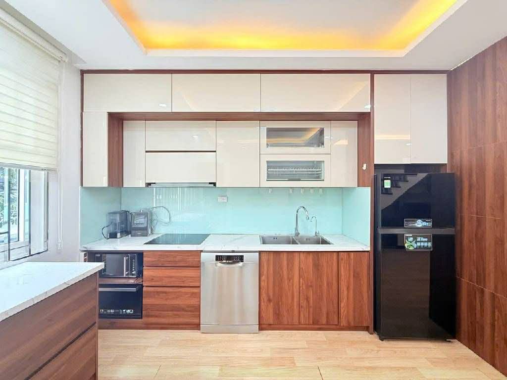 VĂN PHÚ HÀ ĐÔNG- THANG MÁY- KINH DOANH- MT 5,6M- NHỈNH 22 TỶ 2