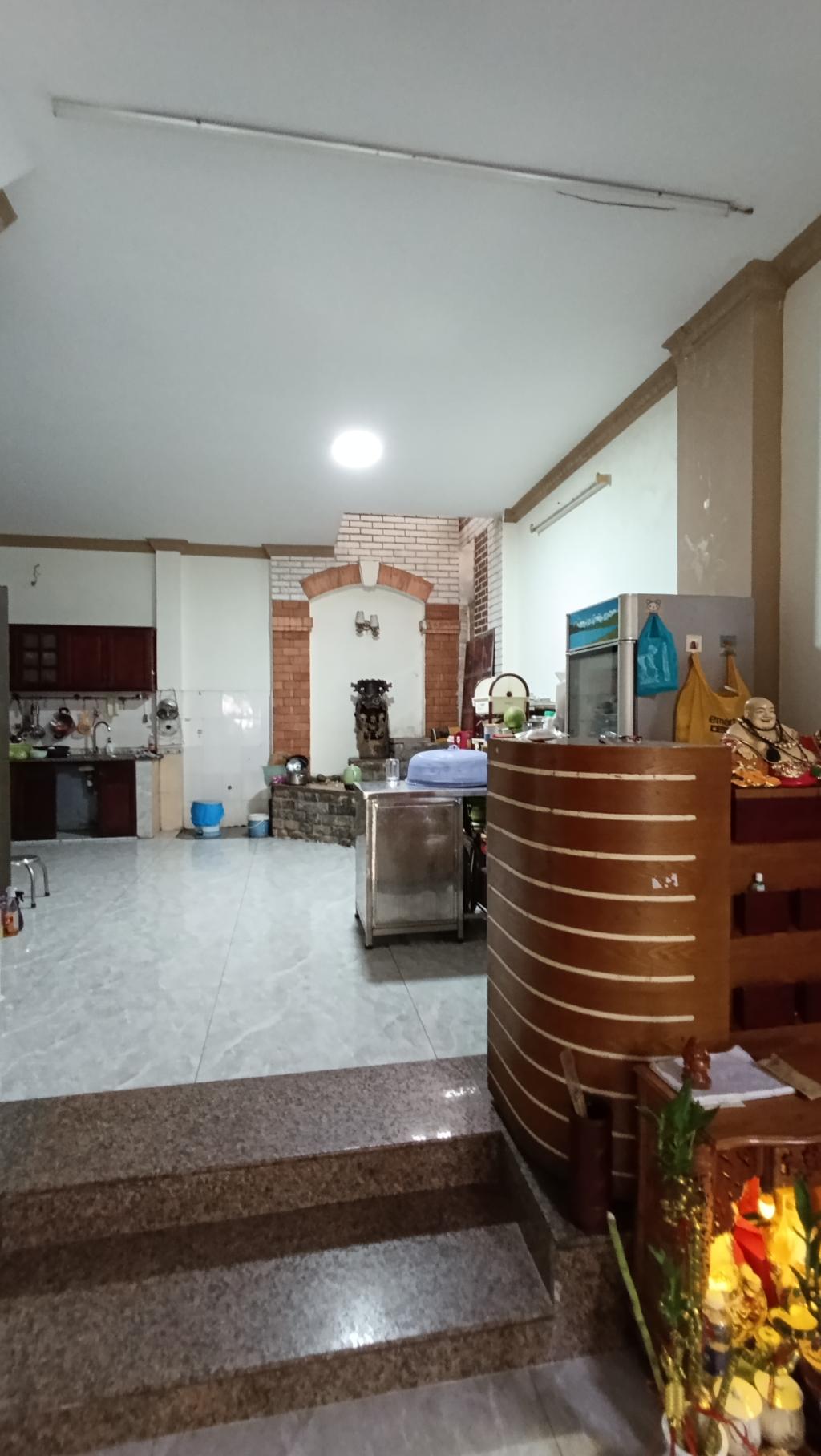 Bán nhà mặt tiền Tạ Quang Bửu 6x18 sổ riêng 4 tầng chỉ 23 tỷ - 0931172218