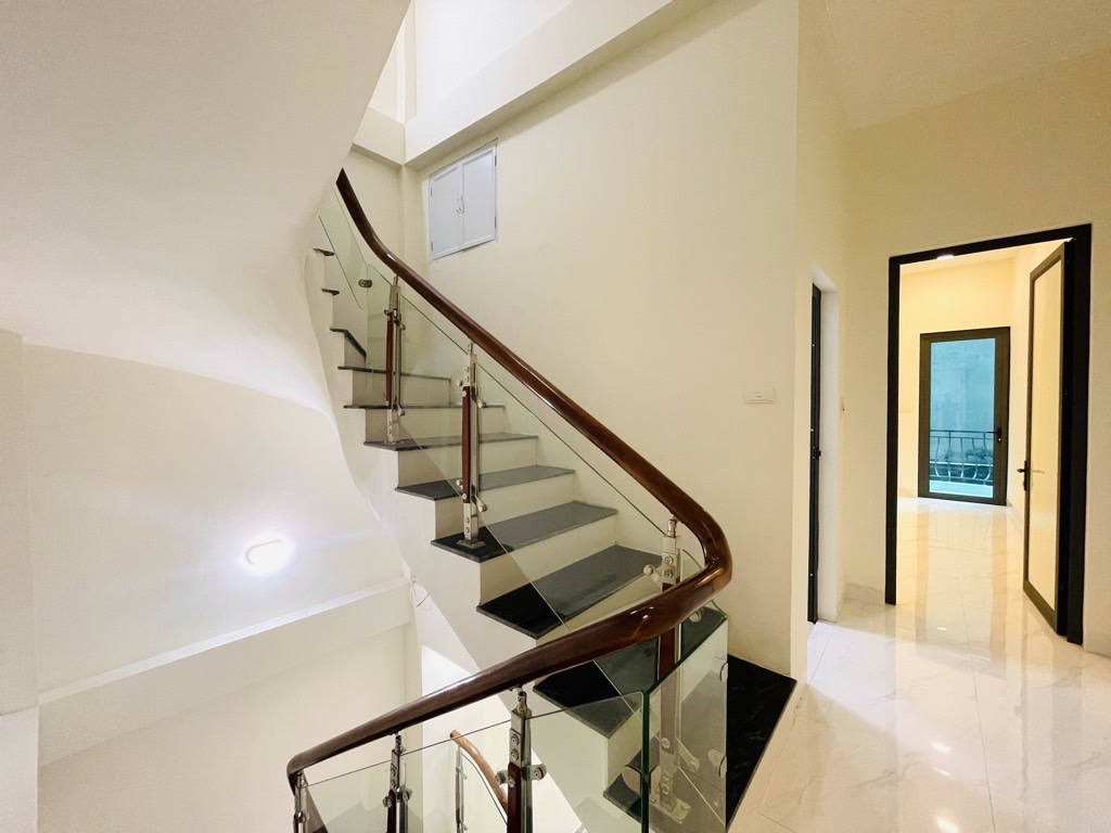 Bán nhà Tô Vĩnh Diện, Thanh Xuân, Phân lô Ô tô, 2 thoáng, 60m2, 14.9 tỷ(CTL) 3