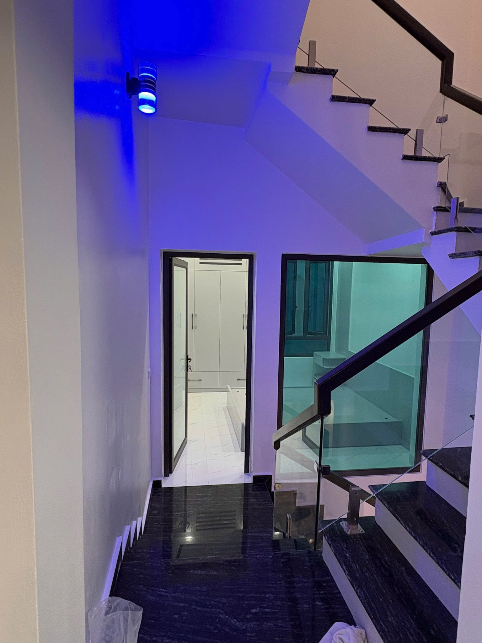 Bán căn nhà 3 tầng mặt ngõ oto phố Bình Lộc, ph Tân Bình, TP HD, 41.5m2, 3 ngủ, chỉ 2.93 tỷ 5