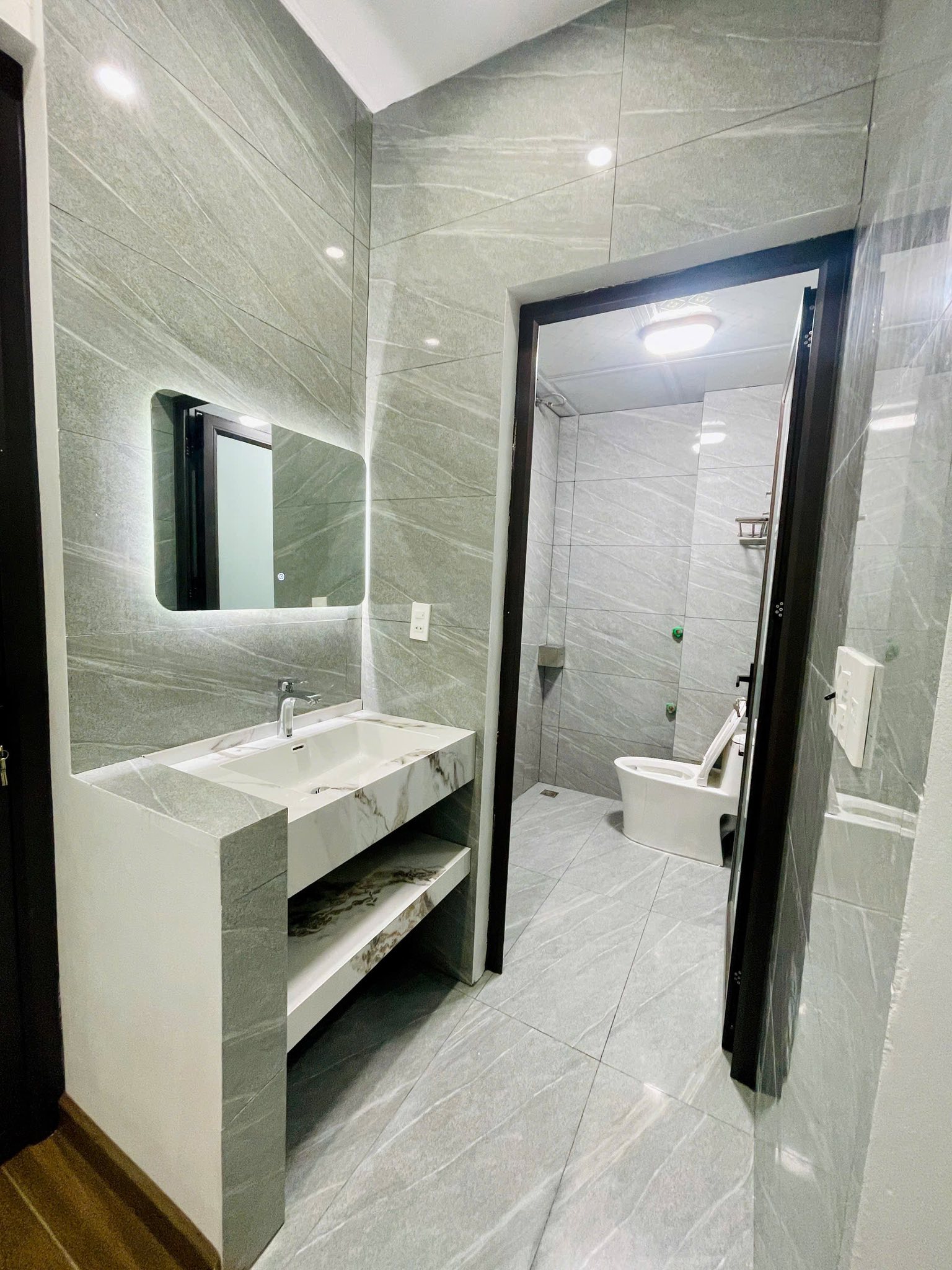 Bán nhà 3 tầng ngõ phố Chu Văn An, ph Quang Trung, TP HD, 51m2, 3 ngủ, 3 vs, chỉ 3.18 tỷ 5