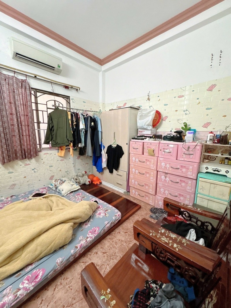 ‼Nguyễn Hữu Cảnh - Đi bộ ra Metro – Hẻm nhựa ô tô tránh – 4 tầng vuông vức – 13.X tỷ 4