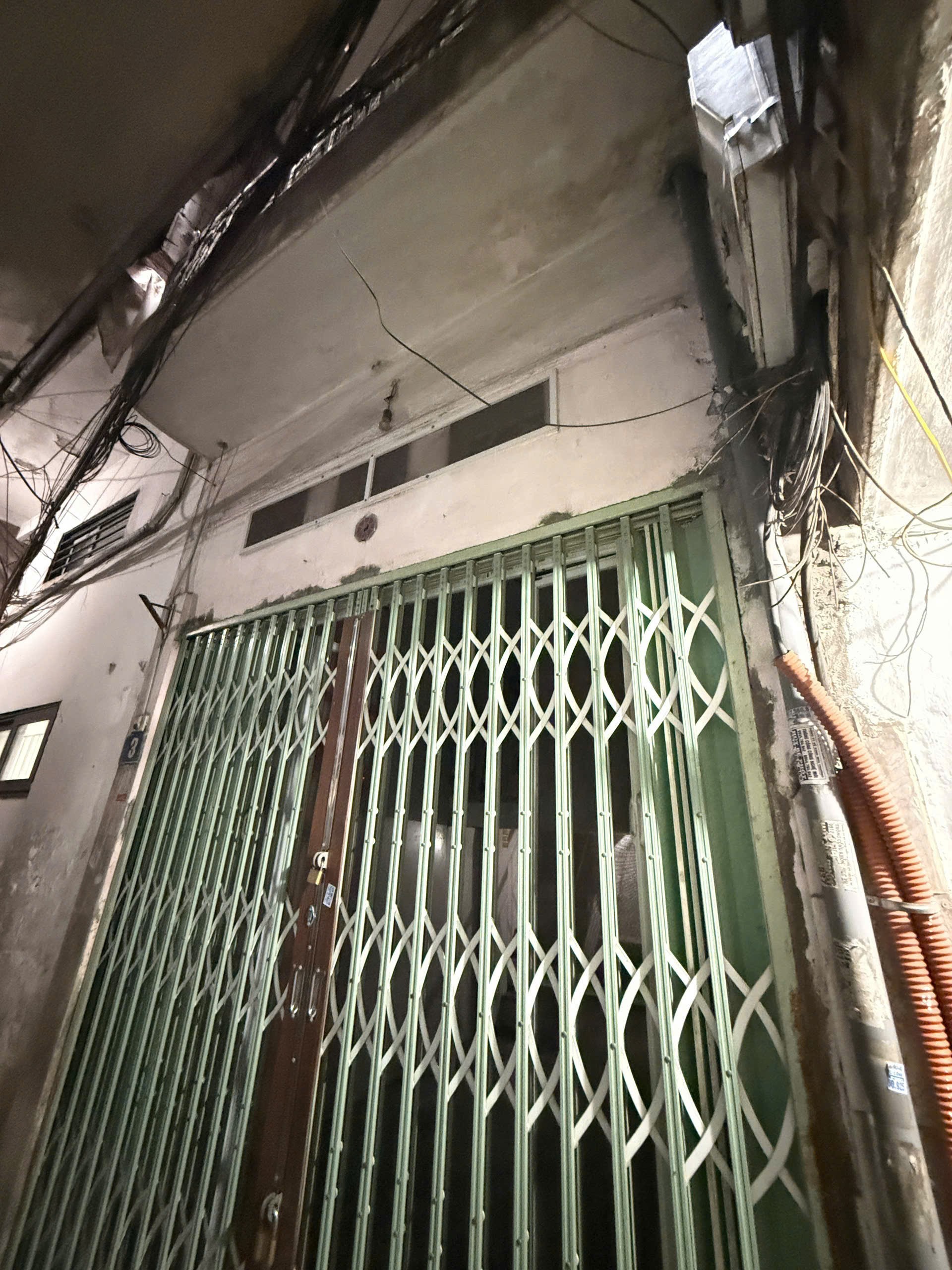 hiếm!:GẦN Ô TÔ- 6 TẦNG ĐẦU TƯ - SỔ ĐỎ NỞ HẬU Bán nhà Đống Đa