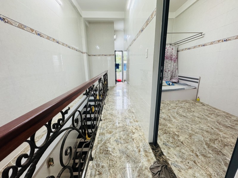 NGUYỄN DUY TRINH – 135M² (8.9×15) – NHÀ 2 TẦNG ĐẸP + LÔ ĐẤT KỀ 4