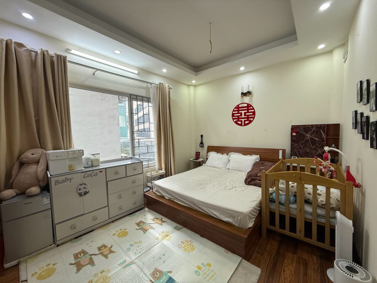 Cần bán Nhà ở, nhà cấp 4, nhà hẻm đường Văn Cao, Phường Liễu Giai, Diện tích 57m², Giá 15.95 Tỷ 3