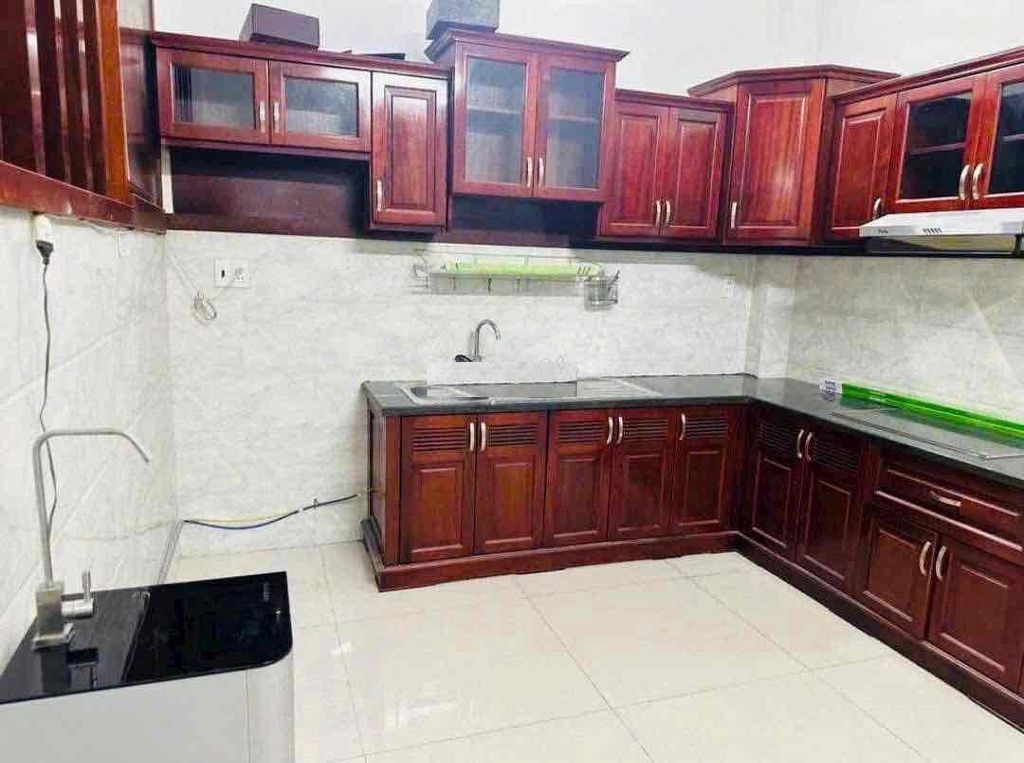 Cho thuê nhà đối diện Vạn Phúc City thông qua KDC SÔng Đà Thủ Đức 4