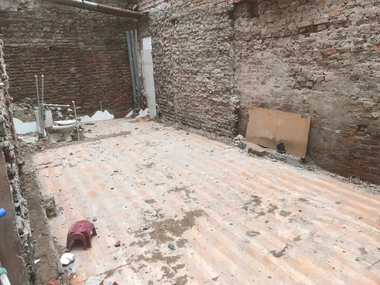 CẮT LỖ! 27m² tặng GPXD 6 tầng, chỉ hơn 4 tỷ Văn Chương.