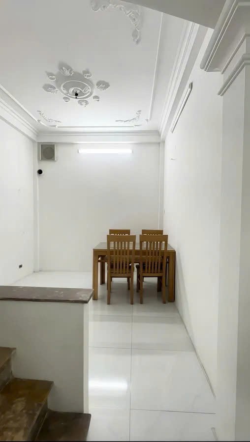 DÀNH CHO NGƯỜI SÀNH! nhà đẹp Quan Nhân, ngõ thông, sổ nở hậu hiếm có.