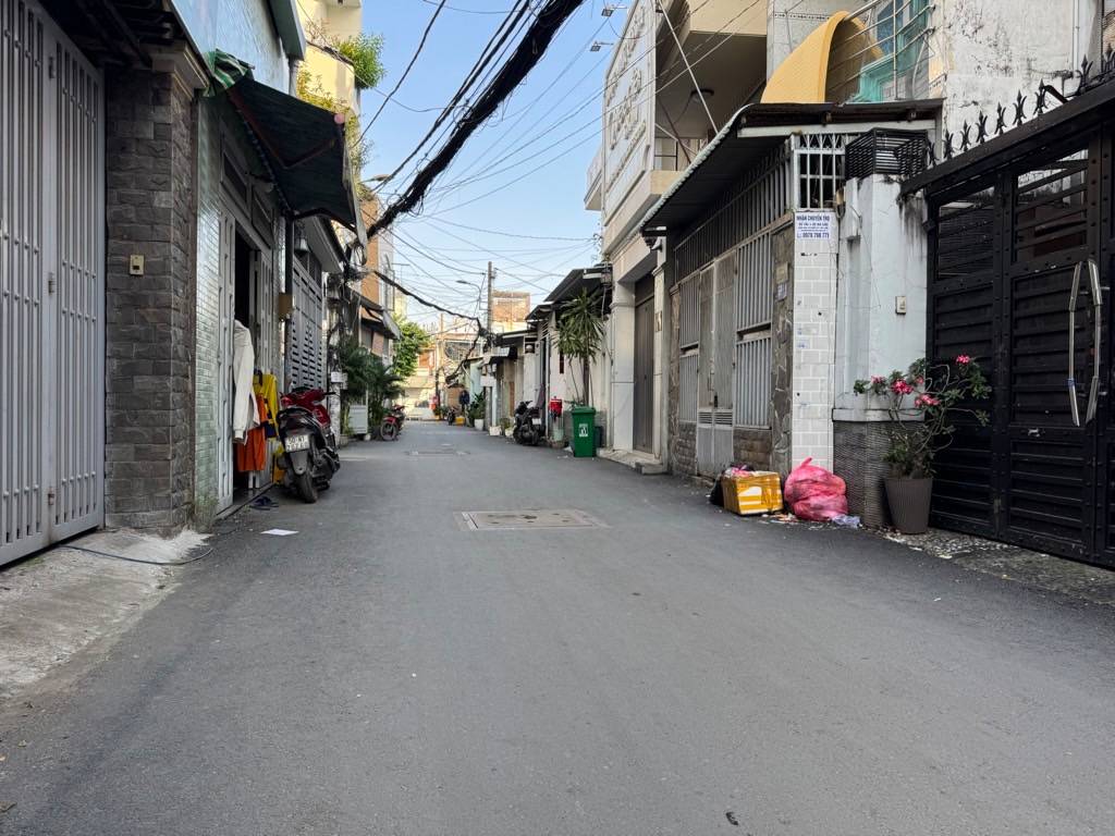 Bán Nhà Cityland Gò Vấp, Hẻm Xe Hơi, 64m2, 3 Tầng, Nhỉnh 6Tỷ 4