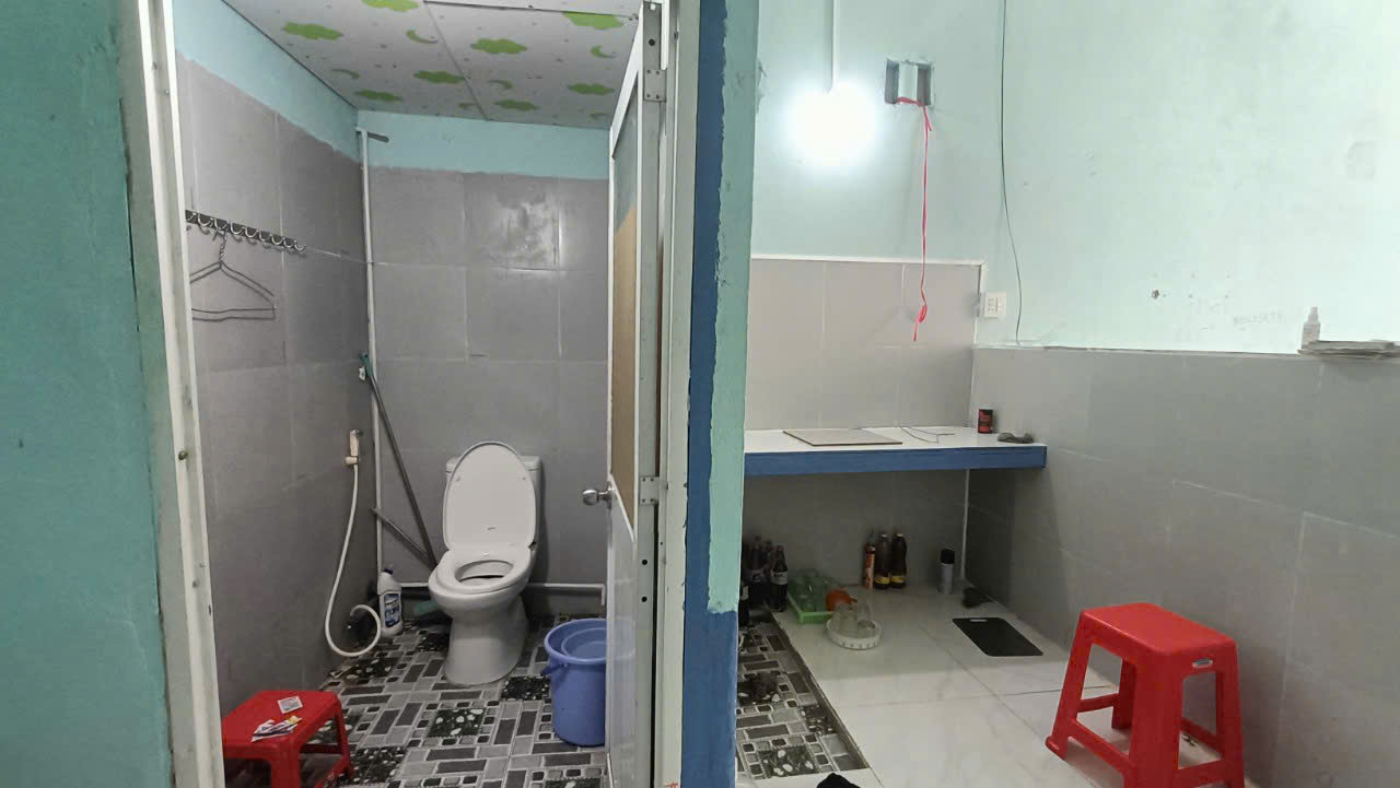 87. Cho Thuê nhà giá rẽ 2,5 triệu khu dân cư 3A 5