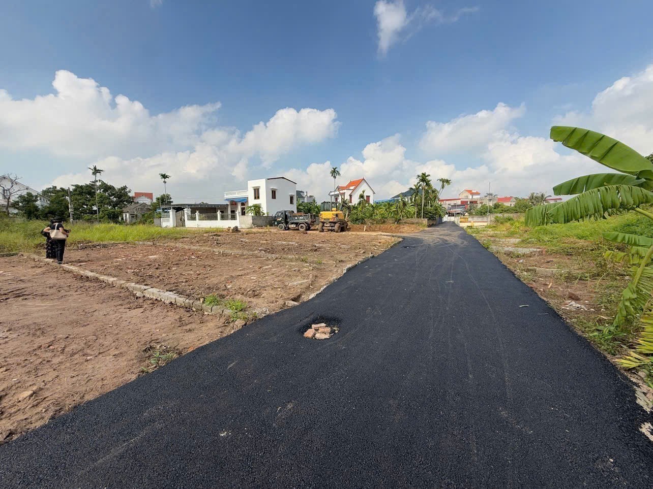 Giá 1 tỷ 1xx  1 lô tuyến 2 đường 361 Tân Phong – Kiến Hải  Ngõ ô tô  Hàng hiếm khu dân cư  ZALO 4