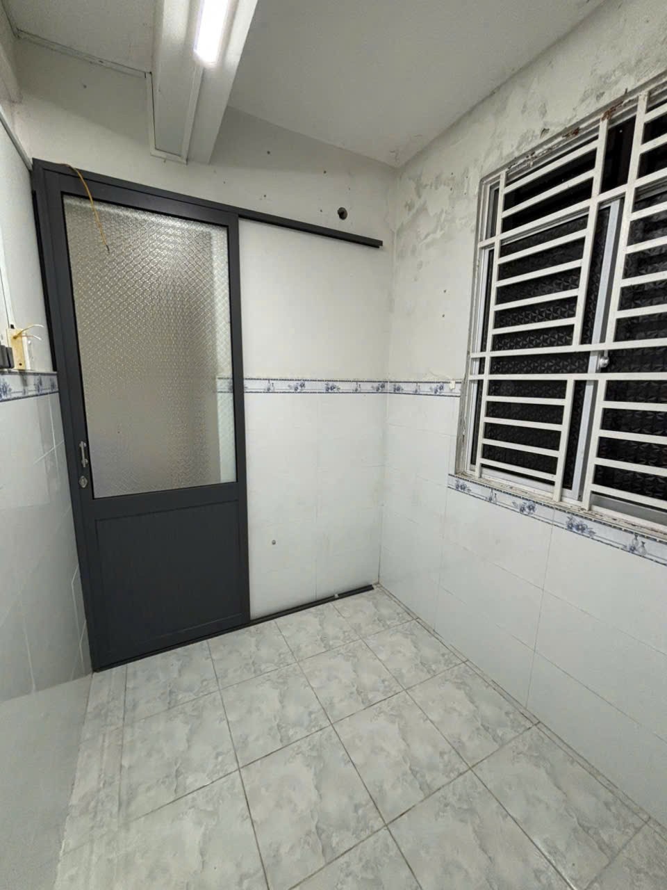 91. Cho thuê Chung cư Gia Phúc 3 triệu 2 phòng mới đẹp 3