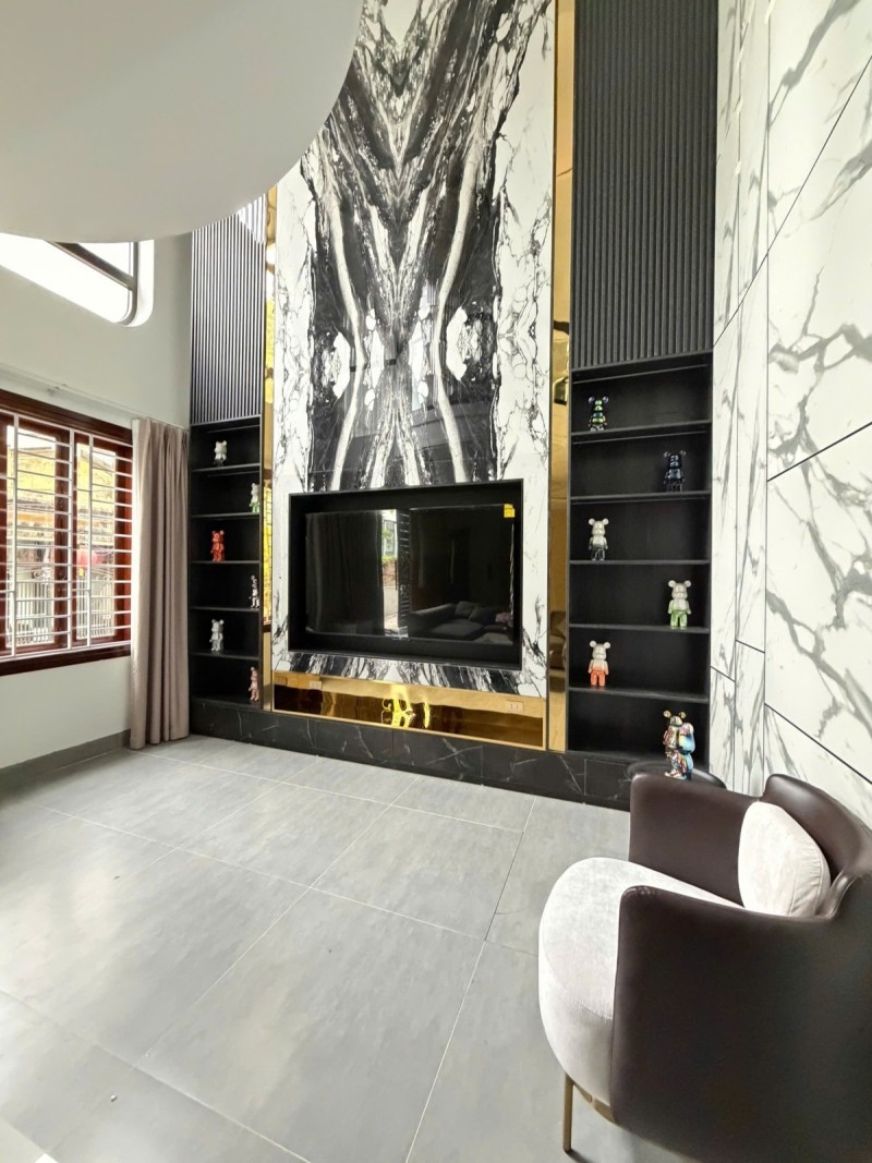 NHÀ PHÚC LỢI – THANG MÁY – NGÕ RỘNG GẦN Ô TÔ TRÁNH – 6 TẦNG Ở SƯỚNG 5