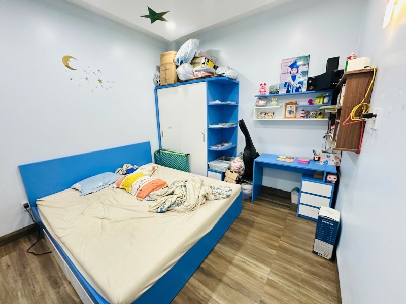 Bán nhà 3 tầng, DT 75m2, Số 7, Linh Trung, Thủ Đức, TP HCM giá 7,89  tỷ, sổ hồng. Liên hệ: 4