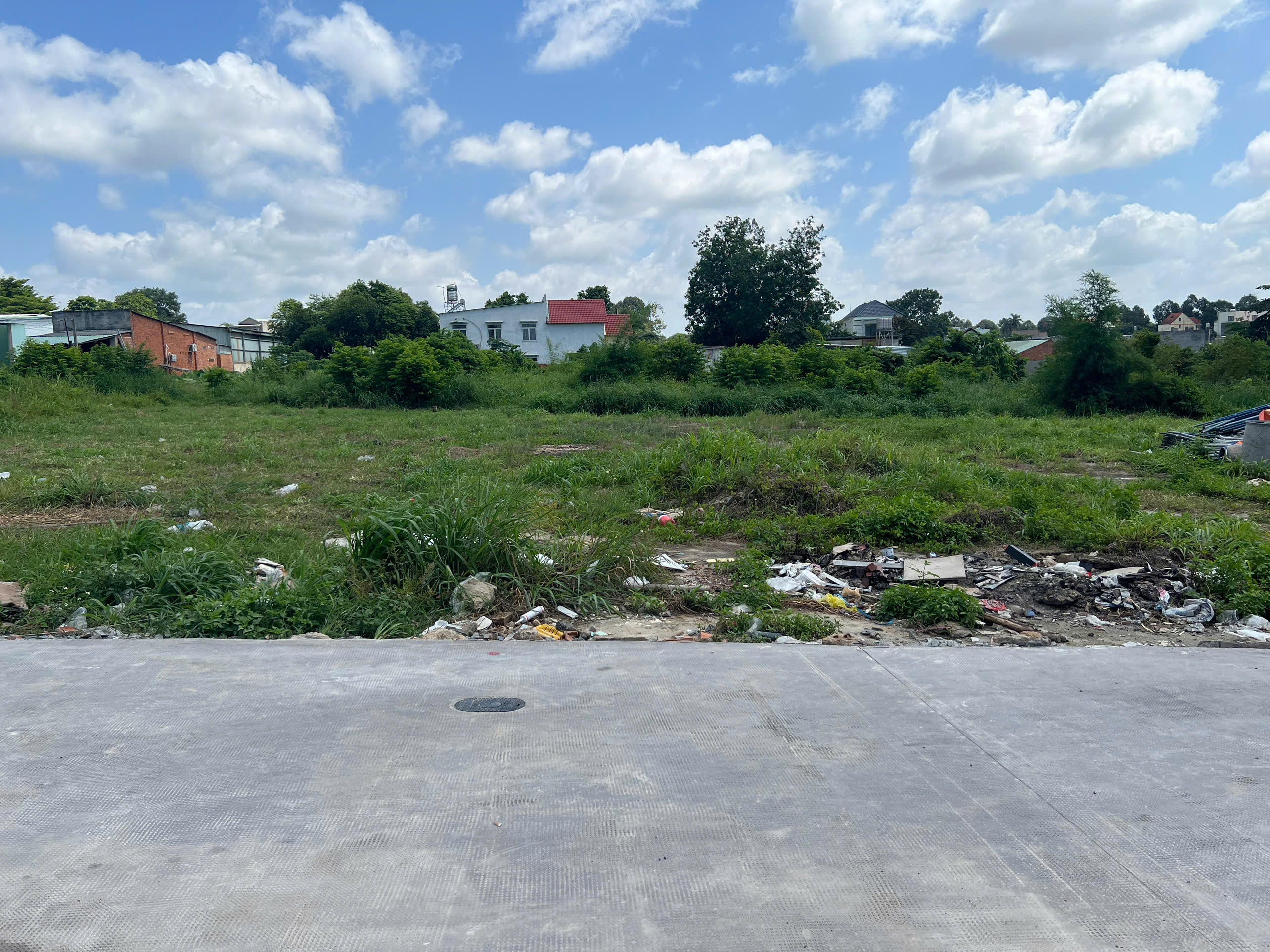 Kẹt tiền cần bán đất 1/ ngắn đường Hồ Văn Cống Tương Bình Hiệp TP TDM DT SHR