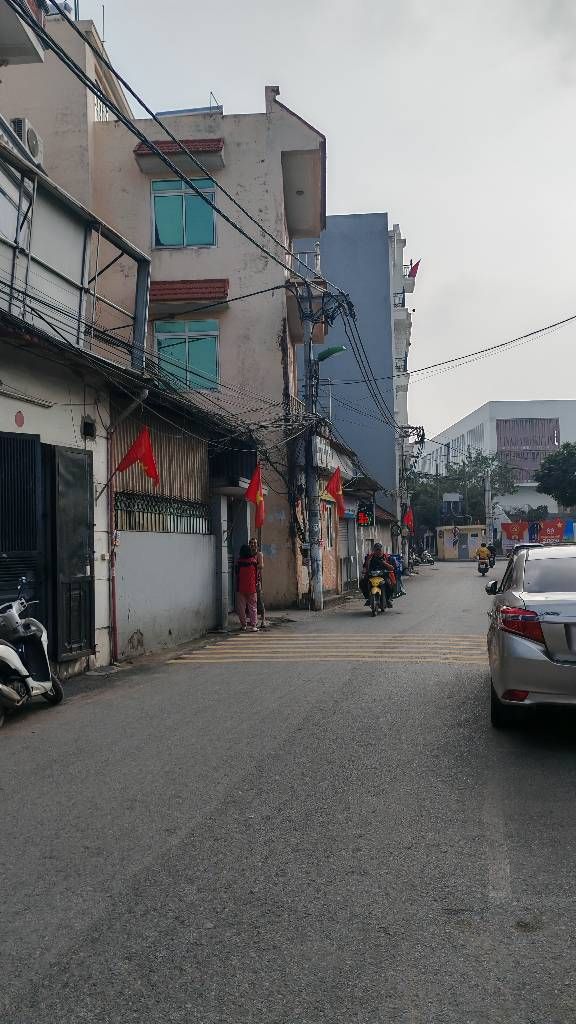 Cần bán Đất đường Khuyến Lương, Phường Lĩnh Nam, Diện tích 58m², Giá 12 Tỷ 2