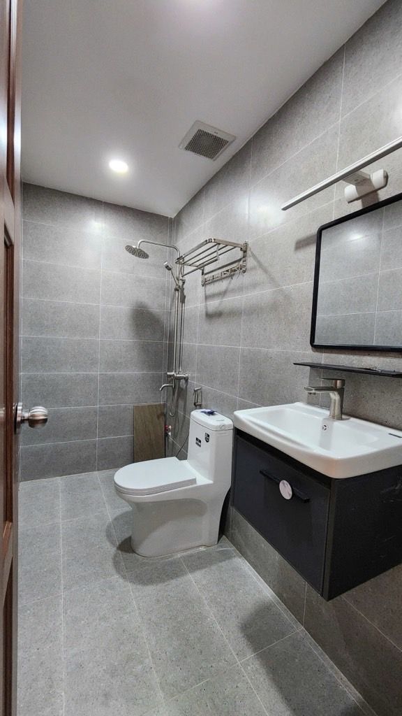 ‼Huỳnh Văn Bánh Phú Nhuận – Hẻm nhựa xe hơi thông - Căn góc ngang 5m có thang máy – Dòng tiền ổn 5