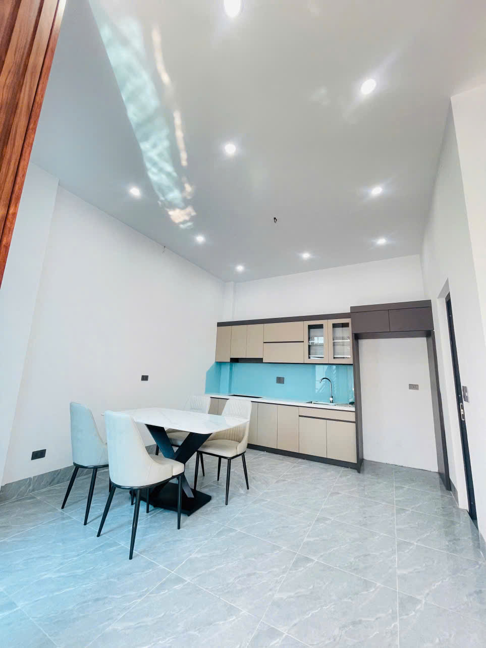 Nhà góc 3 tầng Việt Hòa – ô tô đỗ cửa – full nội thất – giá 2,x tỷ 5