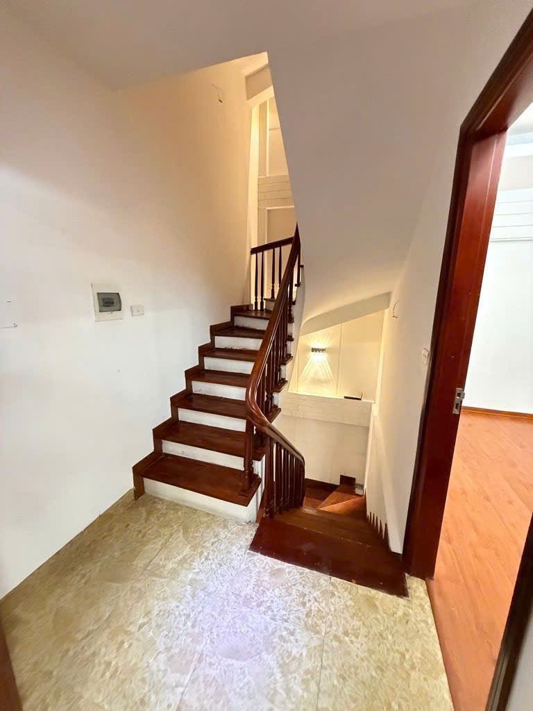 Nhà Đẹp 5 Tầng Lô Góc  Hoàng Hoa Thám, Tây Hồ, Hà Nội - Diện tích 52mv MT 5m - Giá 14.98 Tỷ 3