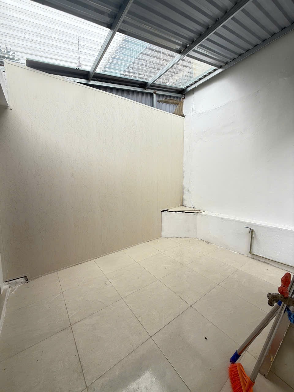 hàng nóng!:KINH DOANH - NGÕ NÔNG - ĐẸP FULL NỘI THẤT - 5 TẦNG- LÕI CHỢBán nhà Đống Đa 2