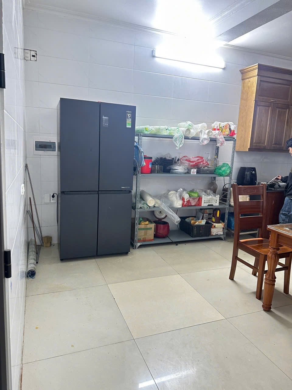 Bán căn nhà 3 tầng mặt phố KD buôn bán, phường Ngọc Châu, TP HD, 75m2, mt 5m, 4.x tỷ 6