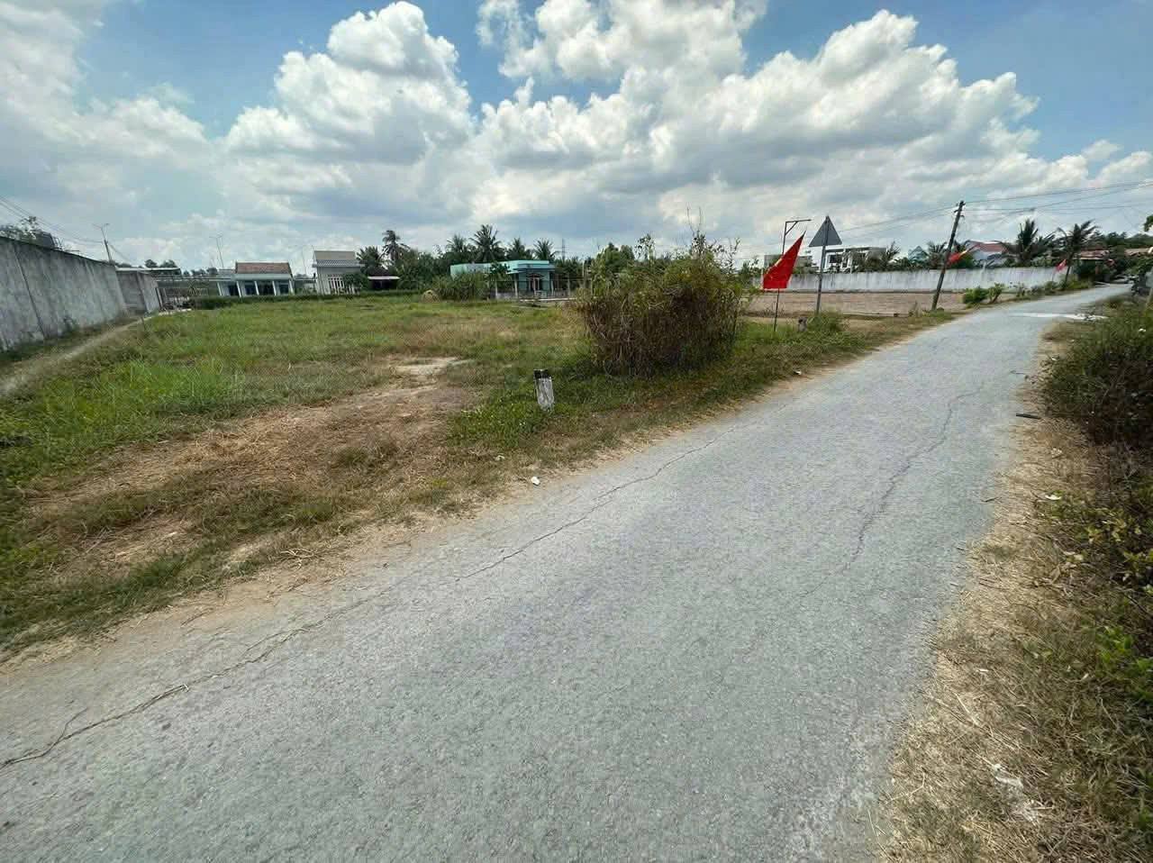 Bán đất thổ cư đường nhựa xã Mỹ Yên, Bến Lức dt 400m2 giá 5,2 tỷ 3