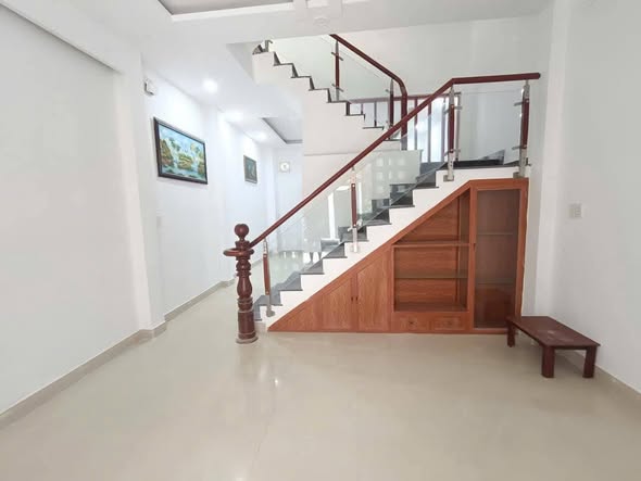 CHO THUÊ NHÀ NGUYÊN CĂN ĐƯỜNG 11, Quốc lộ 13 , 4PN, 11TR. 5