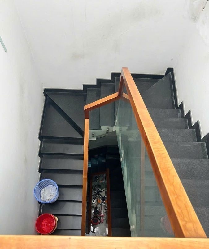 3 tầng 68m2 có 6 tỏi x Bùi Quang Là Phường 12 Gò Vấp TP. Hồ Chí Minh 3