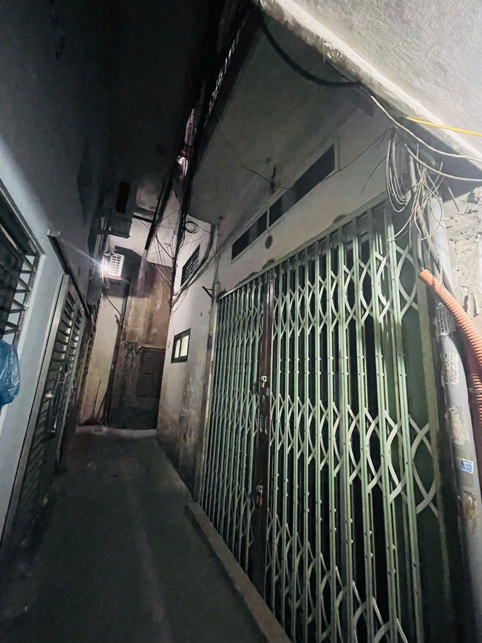 hiếm!: GẦN Ô TÔ- 6 TẦNG - NỞ HẬUBán nhà Đống Đa 3