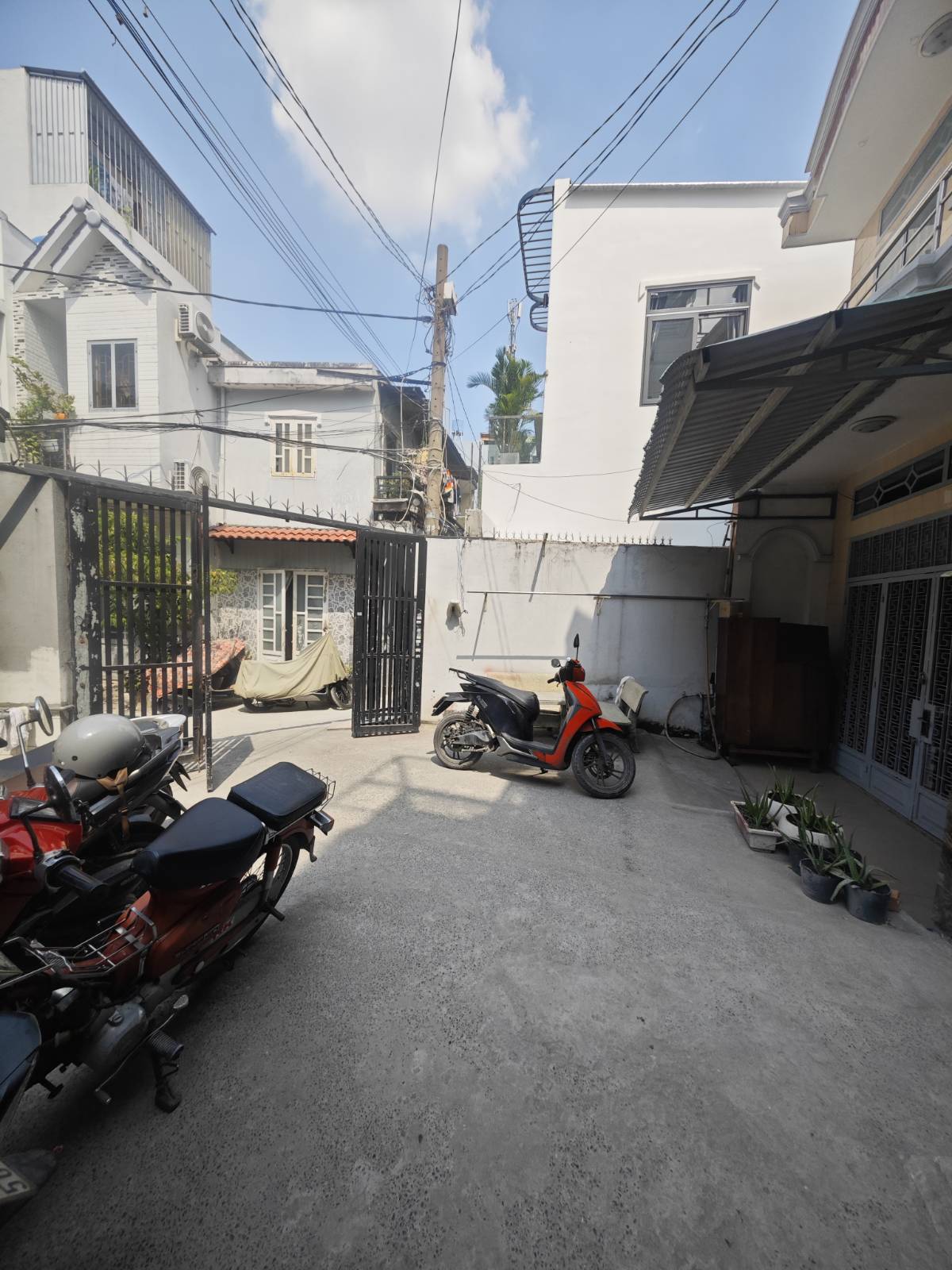 Bán nhà Phạm Văn Chiêu, Gò Vấp, xe hơi đậu trước nhà, 50.7m2, 5 tỉ hơn 6