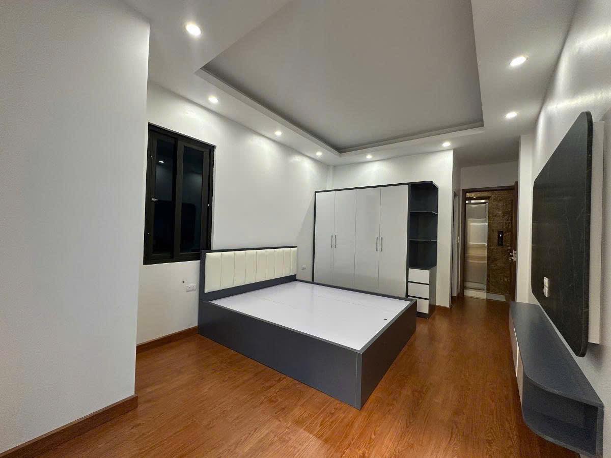 16 Tỷ Cửa Bắc 7 Tầng Thang Máy Dòng Tiền 650Tr/Năm 45M2 Xây Mới 3