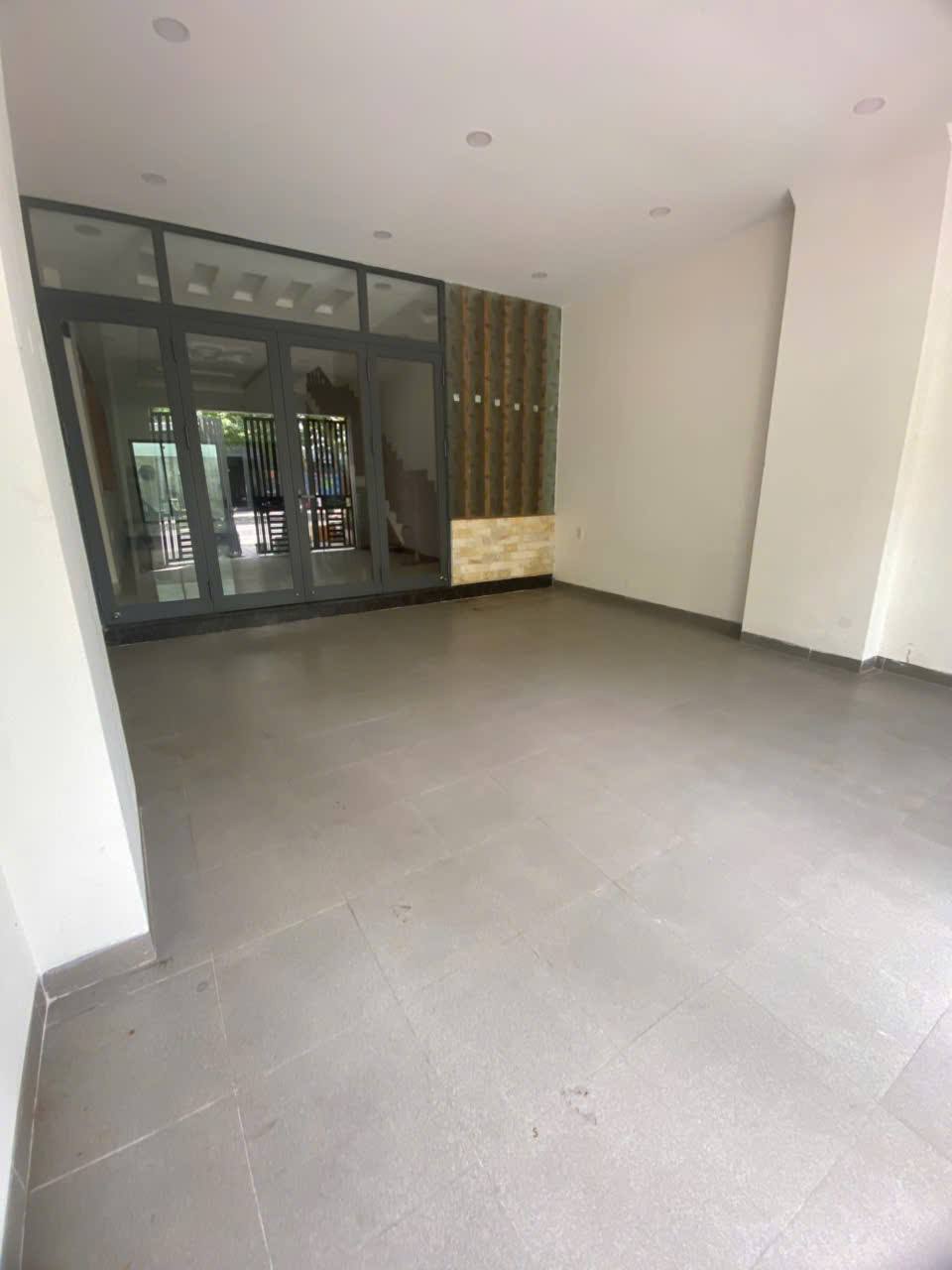 NHÀ 4 TẦNG TRUNG TÂM PHƯỜNG PHƯỚC LONG – ĐƯỜNG 18,5M – PHÁP LÝ HOÀN CÔNG – GIÁ CHỈ 11,5 TỶ 3