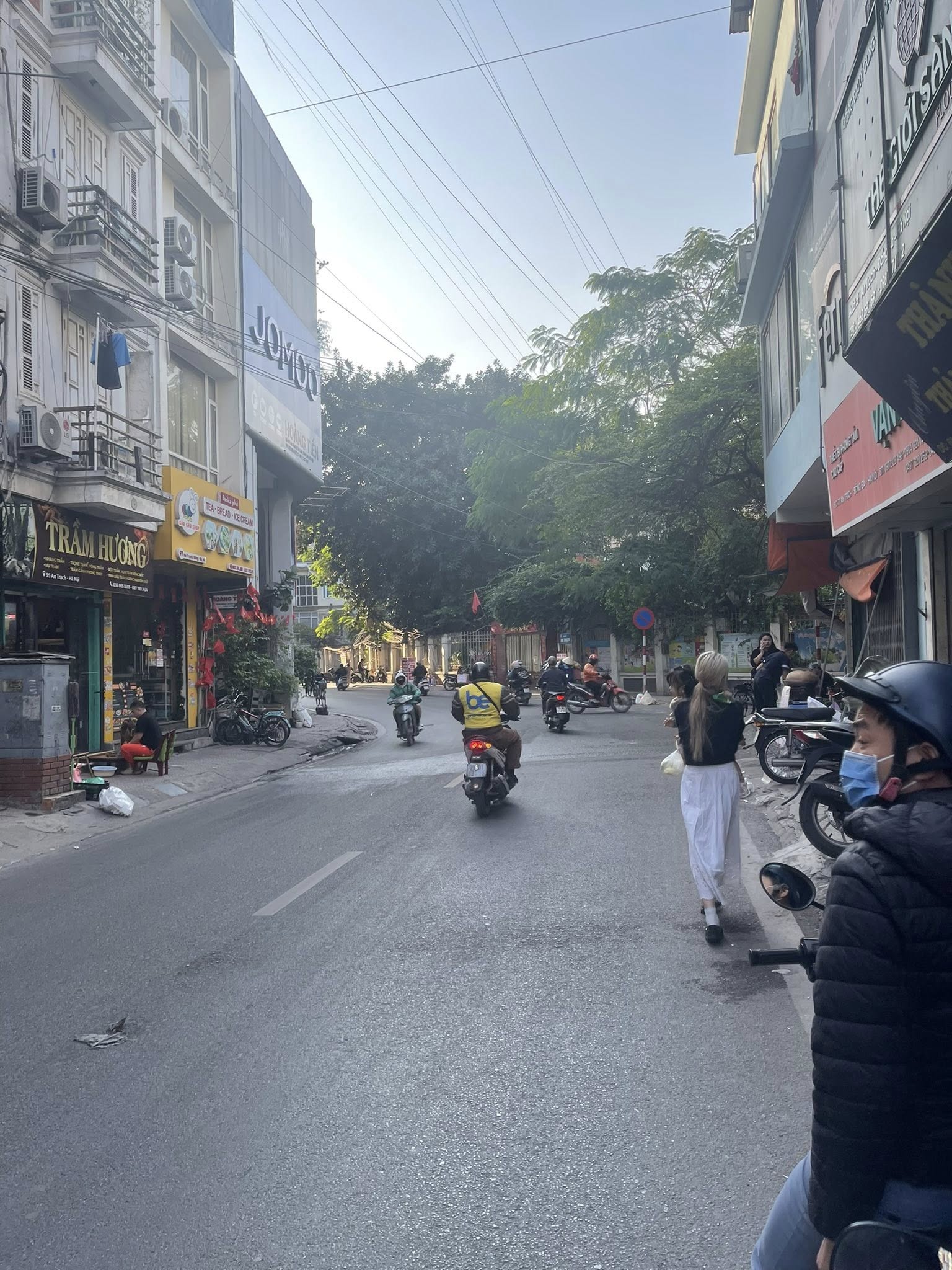 Quá Hợp Lý Mặt Tiền 6.5M Mặt Phố An Trạch 4 Tầng Lô Góc 30 Tỷ