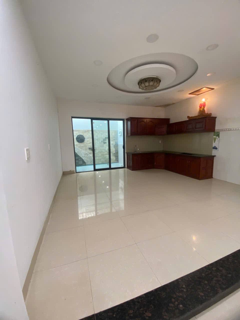 NHÀ 4 TẦNG TRUNG TÂM PHƯỜNG PHƯỚC LONG – ĐƯỜNG 18,5M – PHÁP LÝ HOÀN CÔNG – GIÁ CHỈ 11,5 TỶ 4