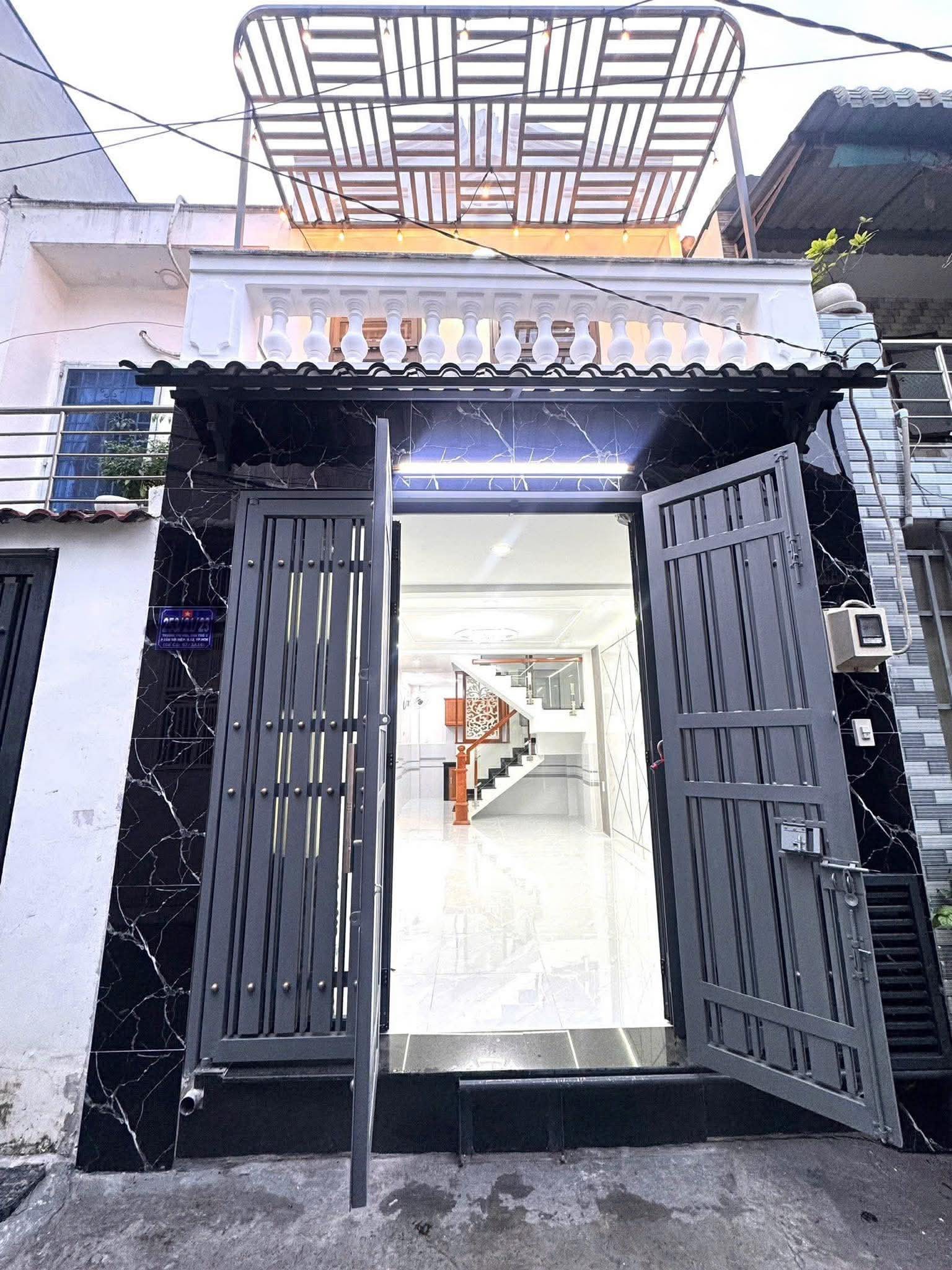 NHÀ MỚI ĐÓN TẾT – SÁT METRO Q12 – GIÁP GÒ VẤP – HẺM 3M THÔNG - TRƯƠNG THỊ HOA,  QUẬN 12.