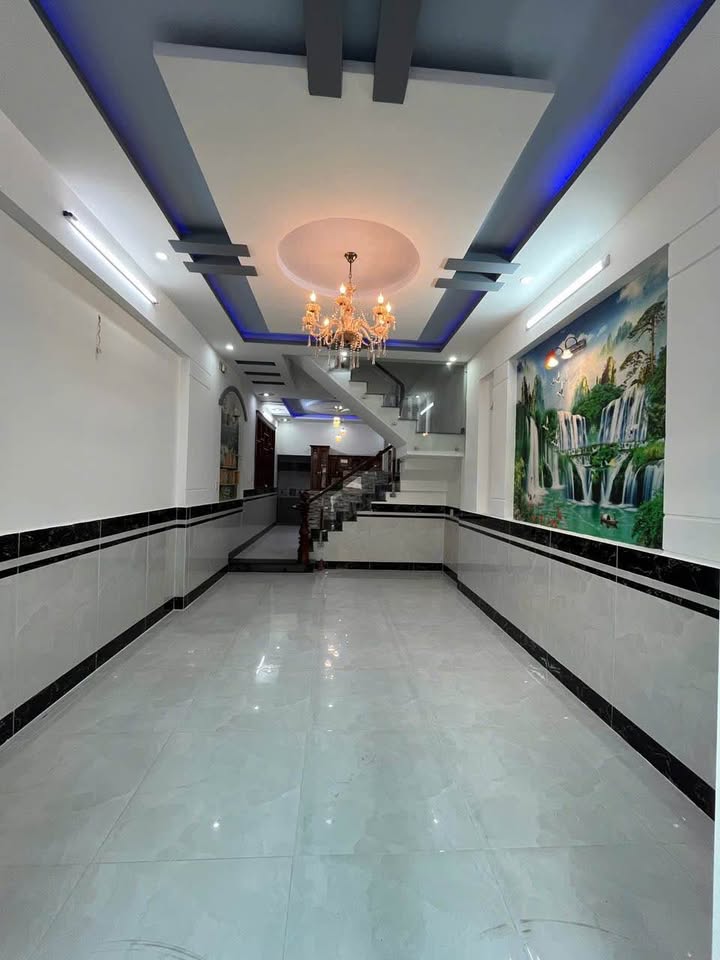 BÁN NHÀ 4 TẦNG HẺM XE HƠI – 60M² NỞ HẬU – GẦN CHỢ HIỆP THÀNH - HIỆP THÀNH 13, QUẬN 12. 2